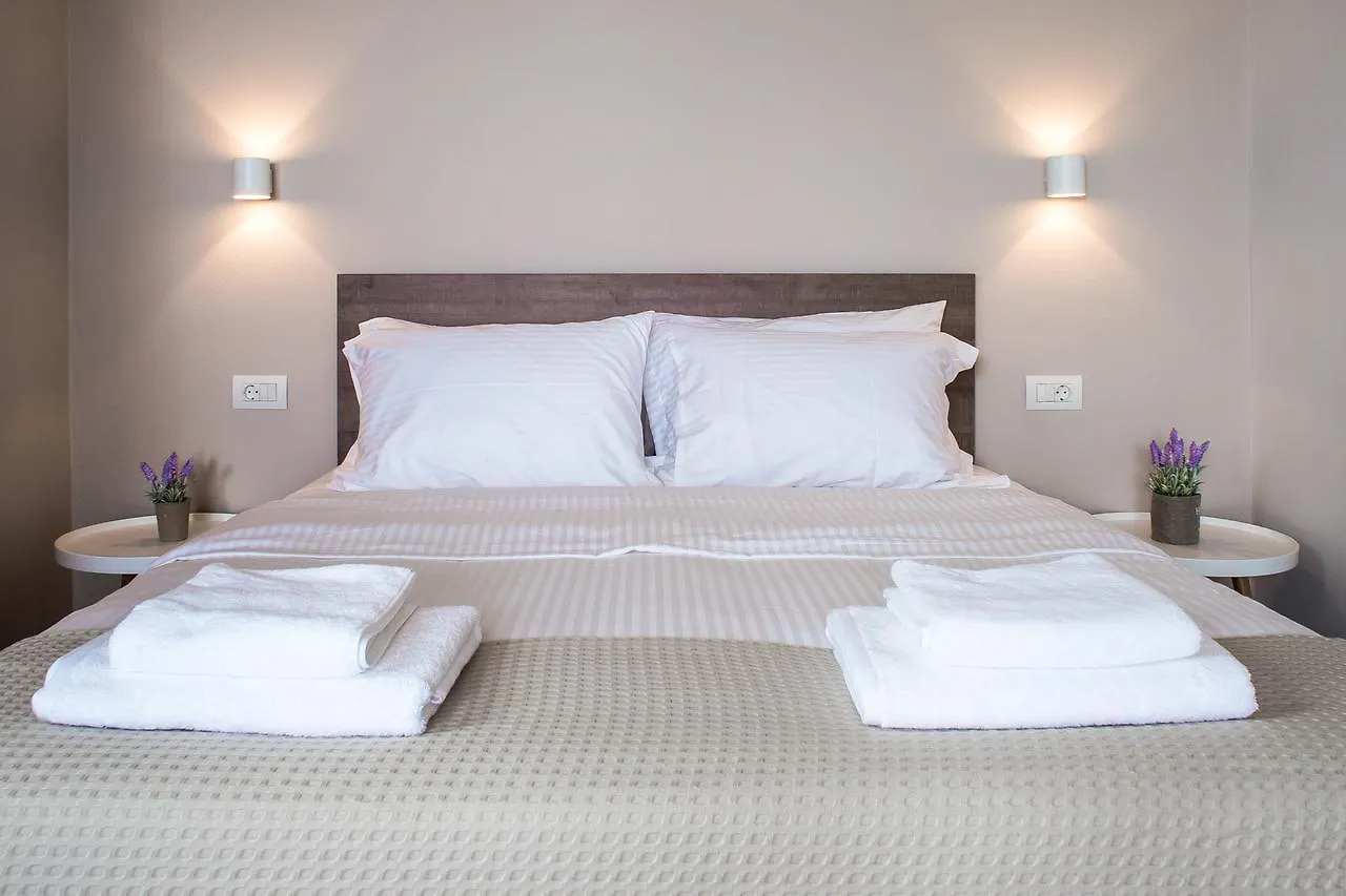 Aparthotel Evelyn Hotel Stavros
